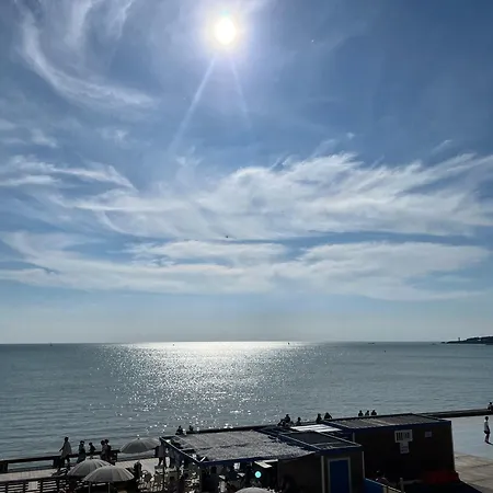 Magnifique Pour 4 Personnes Face A La Apartment