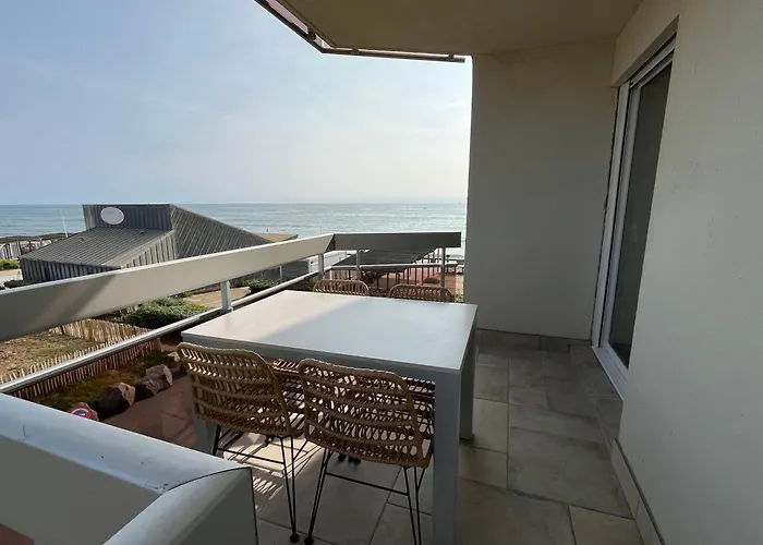 Magnifique Pour 4 Personnes Face A La アパート サン・ジル・クロワ・ド・ヴィ